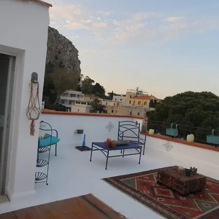 L'opera Ammare Apartman *